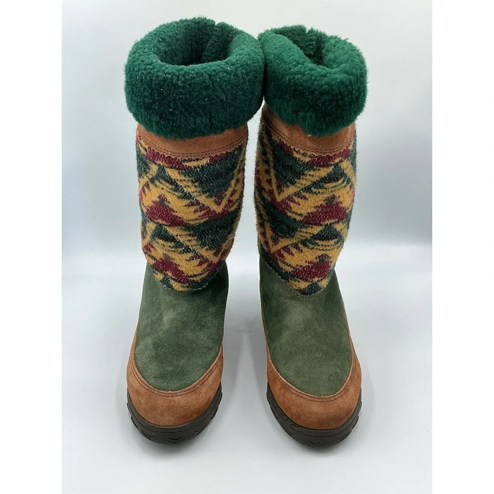 Vintage Cougar Apres Ski Boots Made In Canada Size 6 Medium Green Maroon & Tan